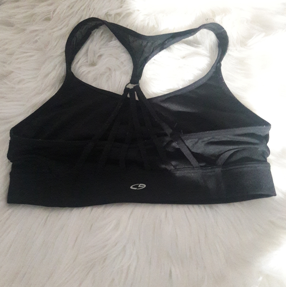 Black sports bra